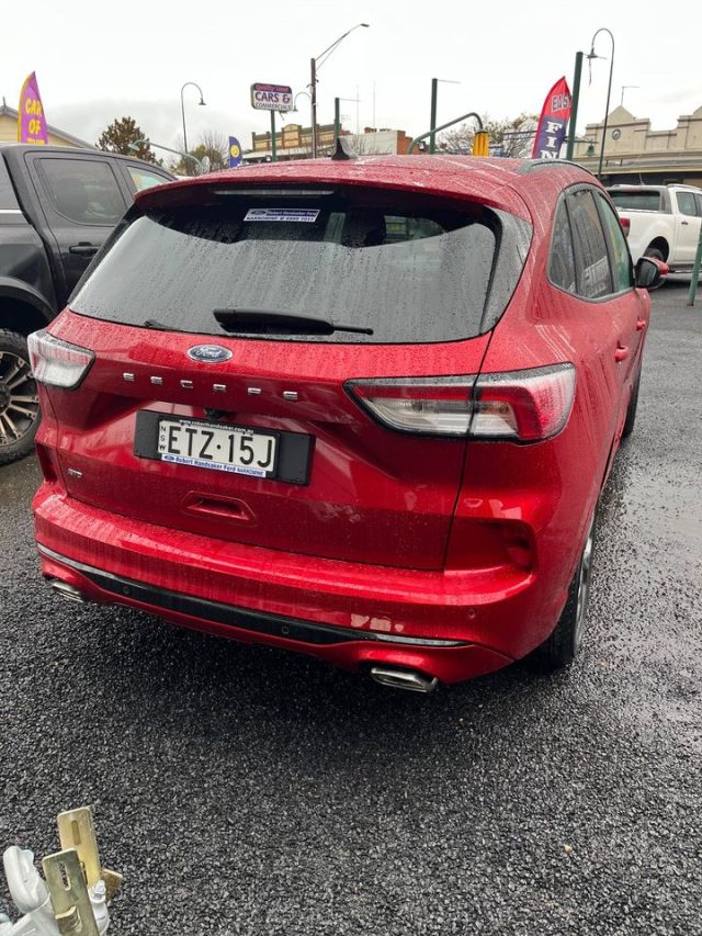 2022 Ford escape - Image 3