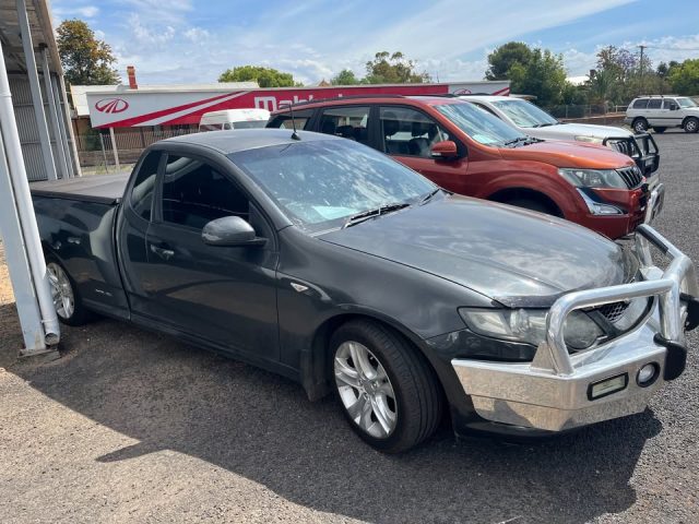 2008 Ford Falcon XR6 Utility - Image 2