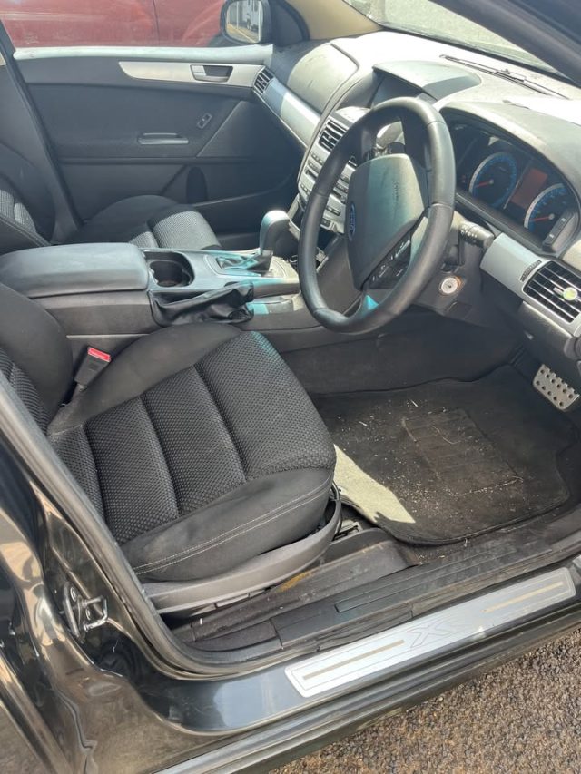2008 Ford Falcon XR6 Utility - Image 5