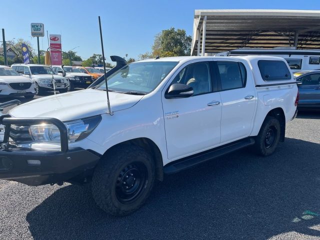 2016 TOYOTA HILUX - Image 3