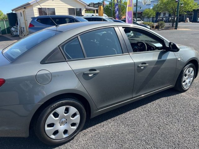2011 HOLDEN CRUZE - Image 4