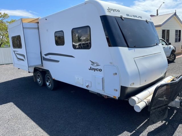 2015 JAYCO silverline 21.65-3 - Image 2