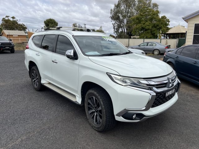 2016 MITSUBISHI PAJERO SPORT